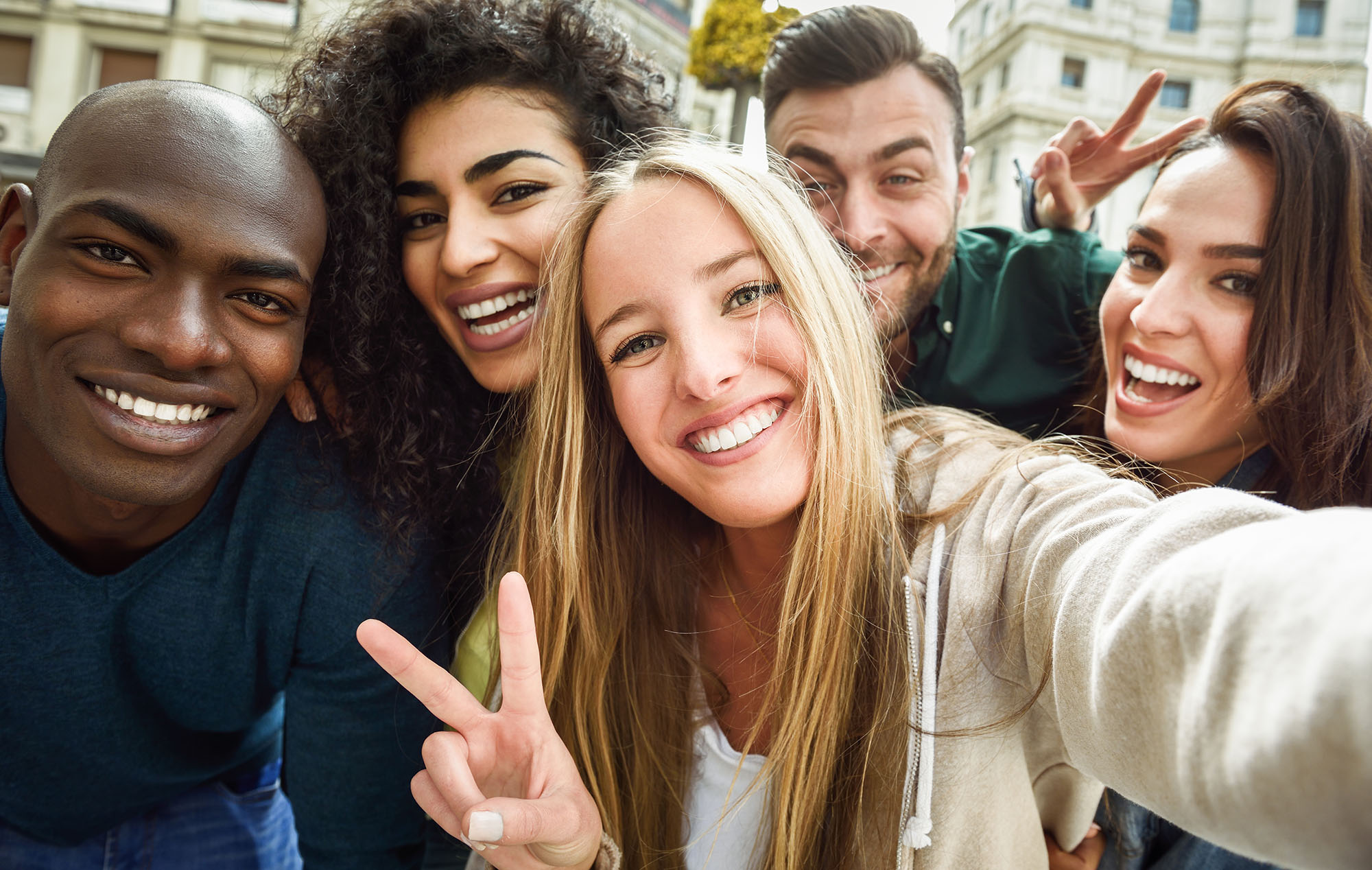 How to Make Friends the Smart Way